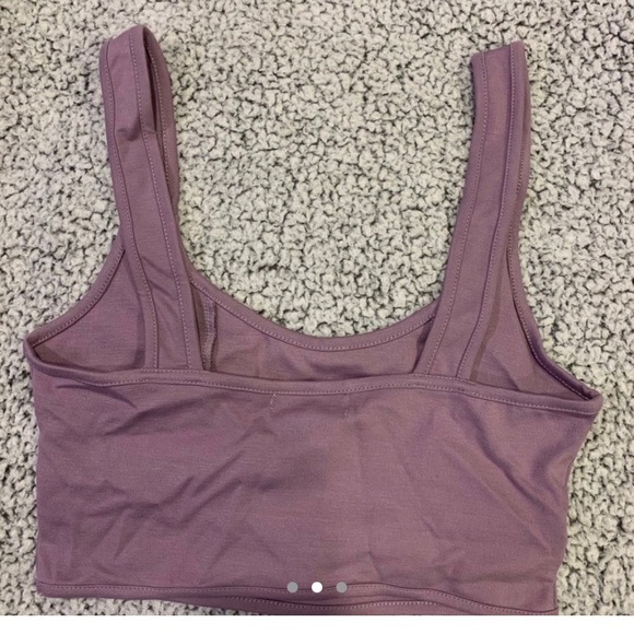 Crop top - Picture 2 of 3